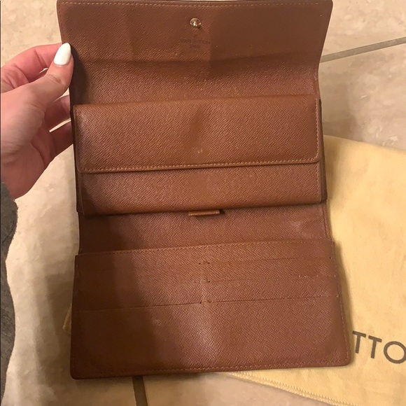 Louis Vuitton wallet - Picture 4 of 8